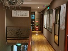 -莱蔻·圣灸堂·推拿艾灸(天山店)