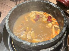 -蘑界·野生菌火锅(深业上城店)