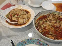 -汗腾格里·风味餐厅(新疆驻京办店)