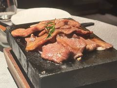 -左庭右院鲜牛肉火锅黑金店(陆家嘴中心店)