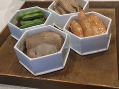 -品悦酒店(三林古镇店)
