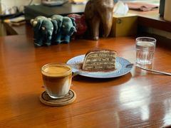 -Be Lived Cafe比例咖啡(摩天轮店)