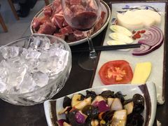 苏尼特极品羔羊肉-毛辣果·贵州红酸汤牛肉火锅(西单店)