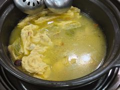 -濠轩阁特色生蚝火锅(水湾路店)
