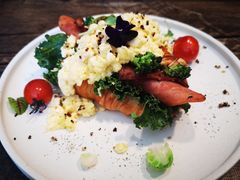 -HIGH FIVE哈福手工汉堡(桂林路店)