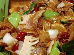 -雀舞云南菜(天津天河城购物中心店)