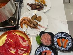 -金马门国际美食百汇(珞喻路店)
