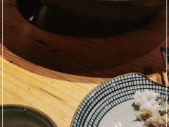 -野山舂·贵州现舂酸汤火锅(鸿通城店)