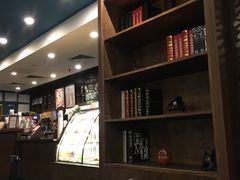 -星巴克臻选(上海中环广场2F店)