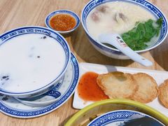 -广信牛奶甜品世家(台东店)