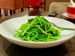 椰子油鸡毛菜-北京王府井希尔顿酒店·秦唐中餐厅Chynna