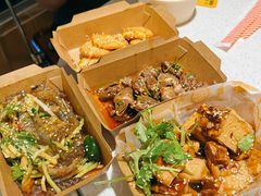 凉拌爽鱼皮-肥安娜·小吃·饮品