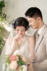 -雪中彩影婚纱摄影·微光艺术中心