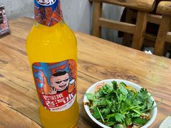 -万记麻辣烫国展总店