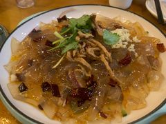 东北大拉皮-鹤乡东北菜(崮山路店)