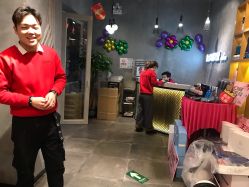 -时尚殿堂明星门店