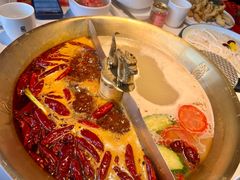 -小龙翻大江文化火锅(宽窄店)