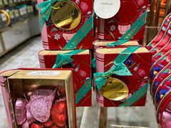 -VENCHI 闻绮(北京国贸商城店)