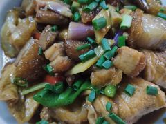 水豆腐炆烧肉蹄筋-海鲜街菜馆(海珠南路店)