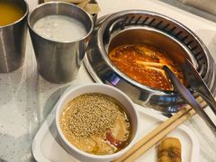 -龍歌自助小火锅(市南金茂湾店)