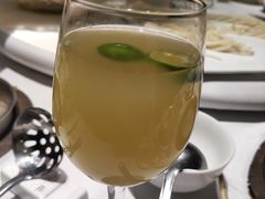 -泓炙颐凤鲜海鲜火锅料理(桐乡店)