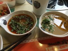 -南城十里潮汕鲜牛火锅·鲜虾生滚粥(融汇老商埠店)