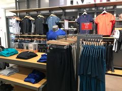 -UNDER ARMOUR(新燕莎奥莱店)
