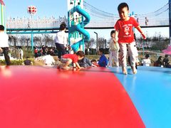 -季高兔窝窝亲子园(上海薰衣草公园店)