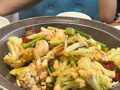 -蒙亨·阿木图赛(乌兰察布天恒广场店)