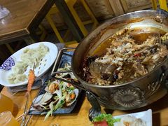 -老东镇啤酒屋海鲜加工·蒸汽海鲜·海鲜烧烤(台东店)