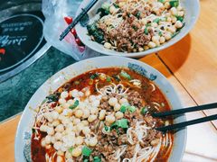 -丁丁猫重庆小面(徐州路店)