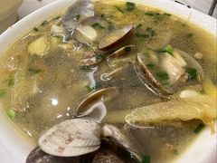 -凤凰路何眼镜香辣蟹(花果园店)