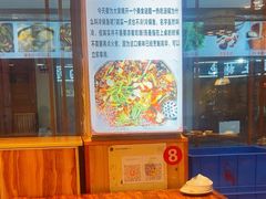 -乡土特色.冷锅鱼.牦牛肉汤锅