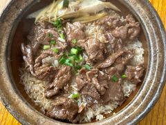 牛肉咸鱼煲仔饭-文记煲仔饭
