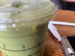 -星巴克臻选(济南万达店)