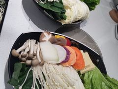 -呷哺呷哺