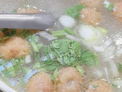 -何胖子丸子汤(南海街店)