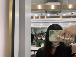 -镁连社·美联社