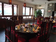 -小天鹅火锅·一线江景洪鼎旗舰店(洪崖洞店)