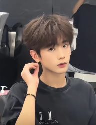 -米可造型烫发染发