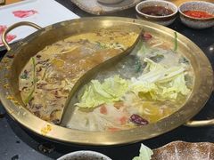 -顶顶汤火牛排火锅·经典铜锅涮肉