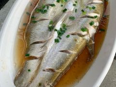 -七的湖·晚芳亭·阳澄湖农家菜·大闸蟹(莲花岛店)
