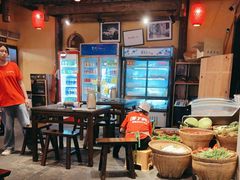 -富正毅三下锅·湘西韵味(天门山索道店)