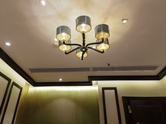 -王府井酒店(金桥港湾店)