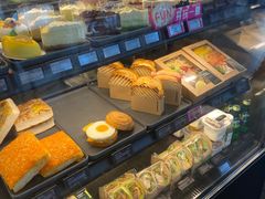 面包甜点陈列柜-星巴克臻选(宁波天一广场店)
