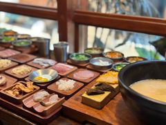 -银米·云南传统过桥米线(双廊黑金冠店)