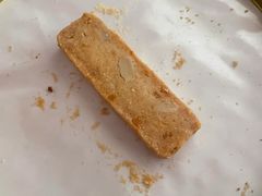 蛋黄腰果果仁-家琳甜品(江南东店)