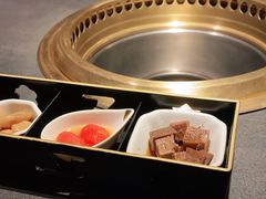 -铭牛烧肉·和牛海鲜自助(高新月牙湖店)