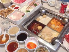-海底捞火锅鲜切牛肉主题店(长寿路店)
