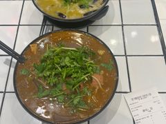-肥汁米蘭香港米线(长宁来福士店)